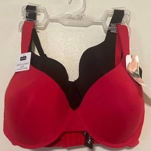 Rene Rofe Set of Bras NWT Lightly Lined Molded Cup
